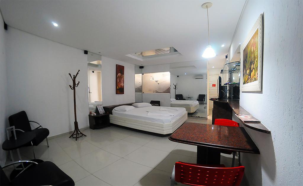 Tititi Motel (Adults Only) Олинда Екстериор снимка